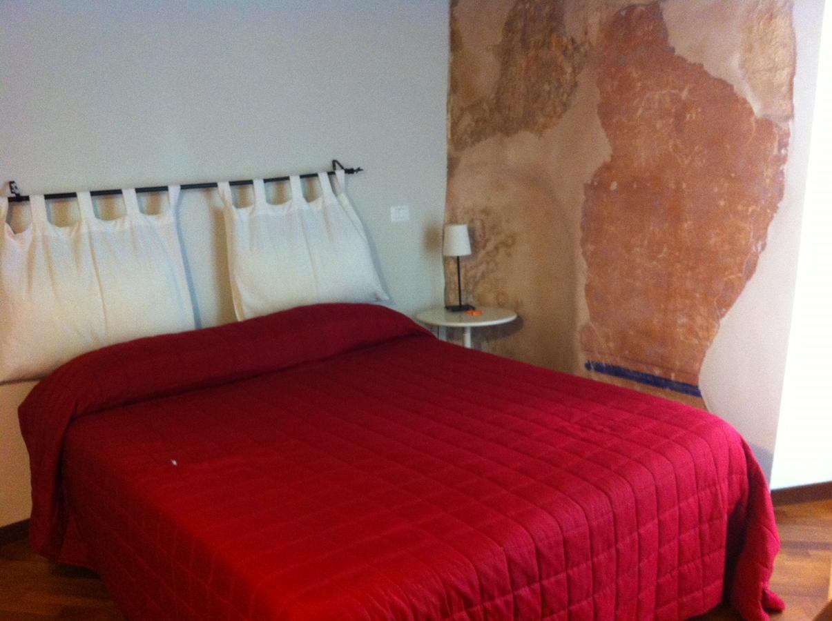 B&B Vicolo Vecchio Террачина Екстер'єр фото