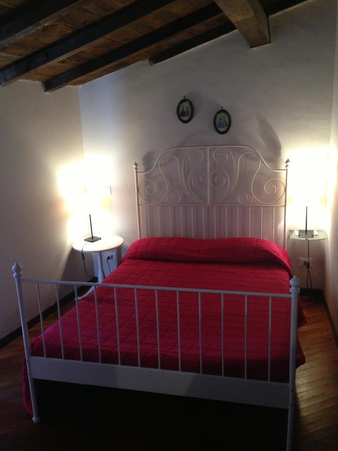 B&B Vicolo Vecchio Террачина Екстер'єр фото